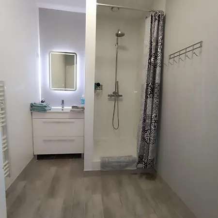 Le De Larouquey Apartment